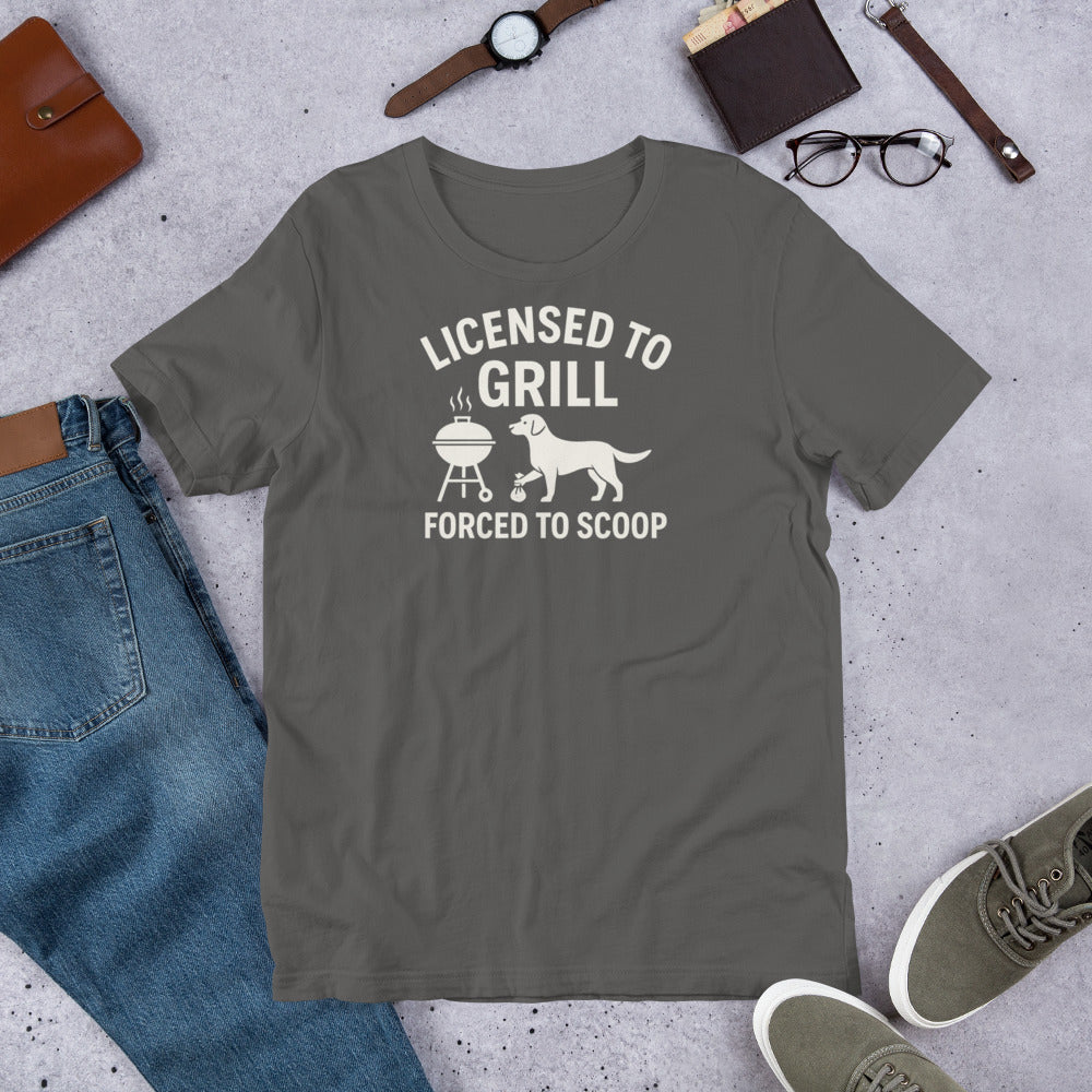 "Licensed To Grill" - Fun Labrador T-Shirt